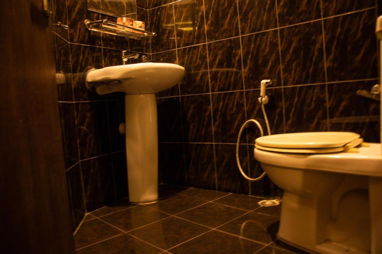 Classic Serviced Apartments Jawlakhel Extérieur photo